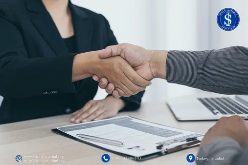 العمل في تركيا للطلاب-فرص العمل بدوام جزئي للطلاب الدوليين في تركيا-أبرز مواقع البحث عن الوظائف في تركيا-تركيا كوجهة تعليمية- ما الذي يجعلها مثالية للطلاب