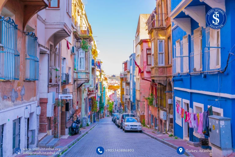 دراسة السياحة وإدارة الفنادق في تركيادراسة السياحة وإدارة الفنادق في تركيا